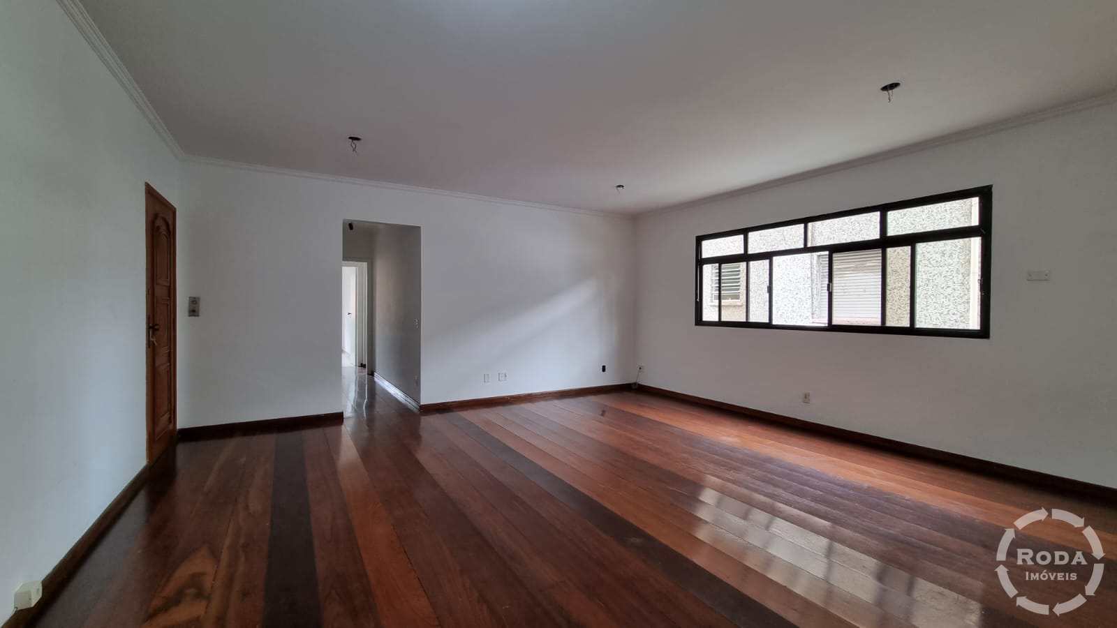 Apartamento à venda com 3 quartos, 127m² - Foto 1