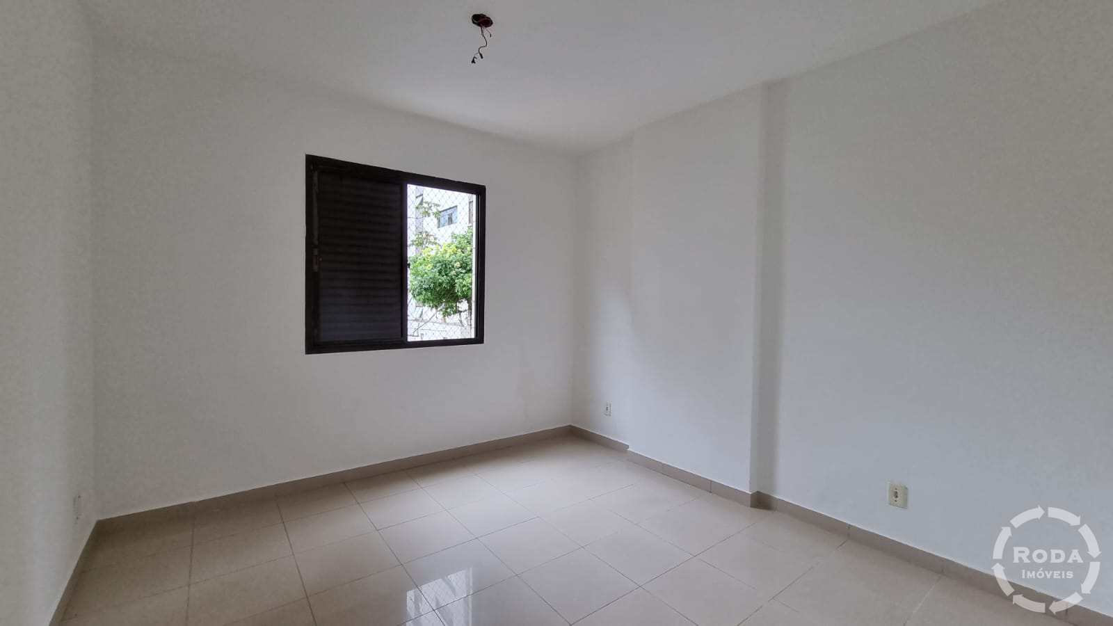 Apartamento à venda com 3 quartos, 127m² - Foto 3