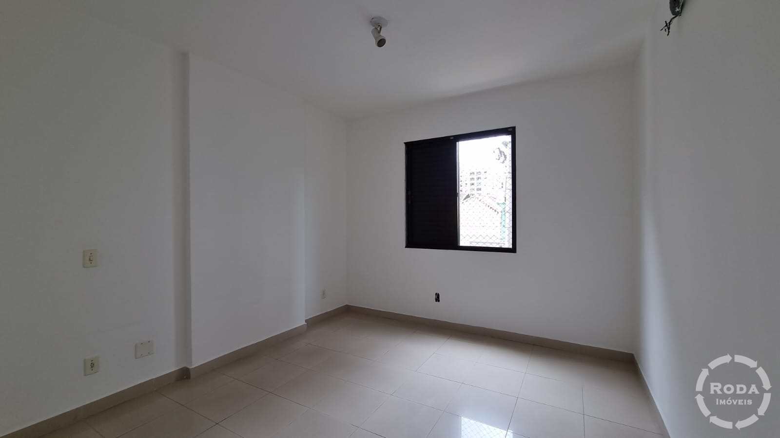 Apartamento à venda com 3 quartos, 127m² - Foto 4