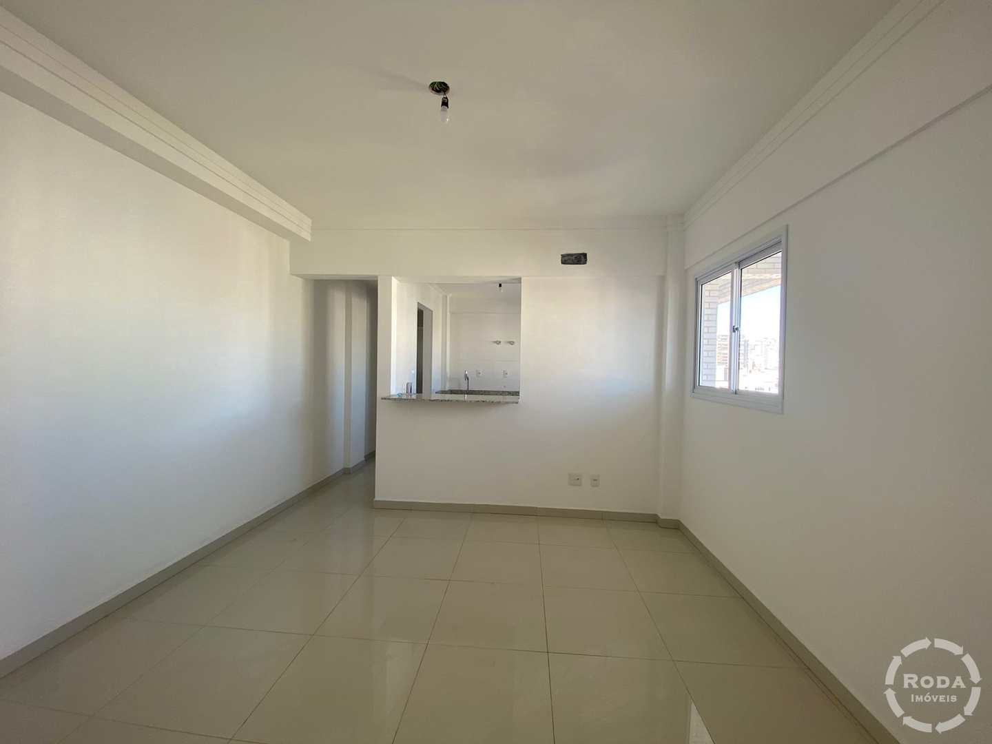 Apartamento à venda com 1 quarto, 65m² - Foto 2