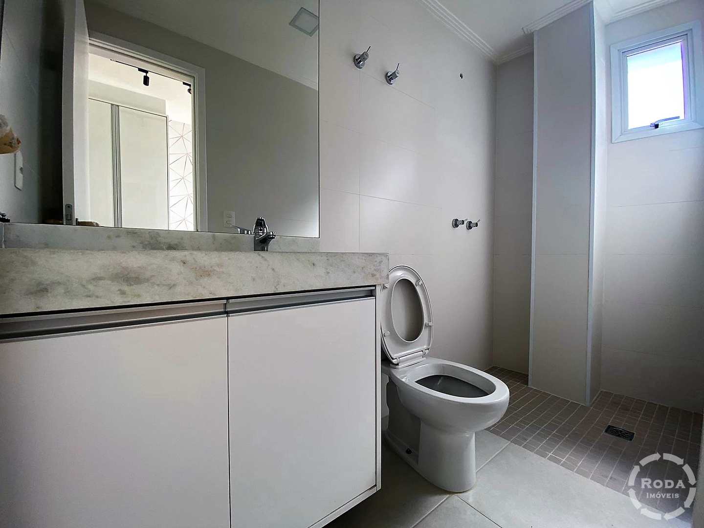 Apartamento à venda com 2 quartos, 123m² - Foto 17