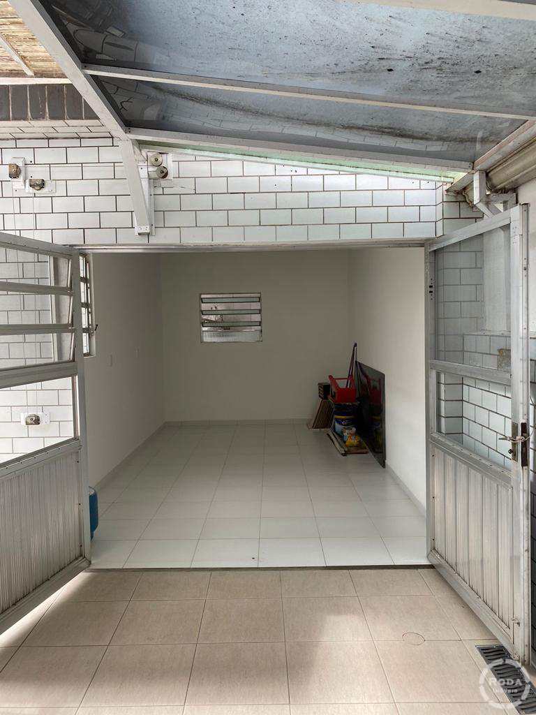 Casa à venda com 3 quartos, 141m² - Foto 3