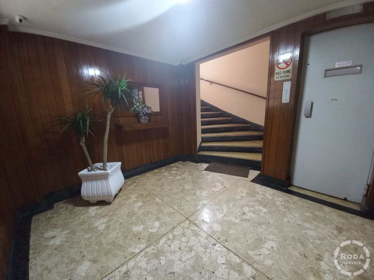 Apartamento à venda com 3 quartos, 104m² - Foto 19