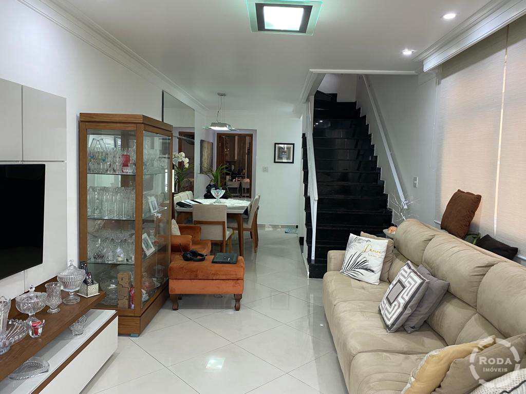 Casa à venda com 4 quartos, 232m² - Foto 2