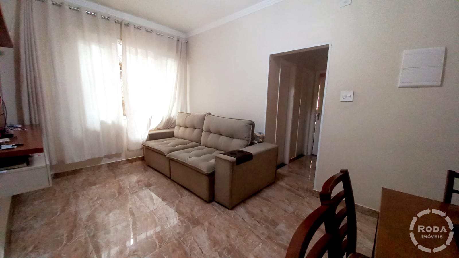 Casa à venda com 3 quartos, 88m² - Foto 1