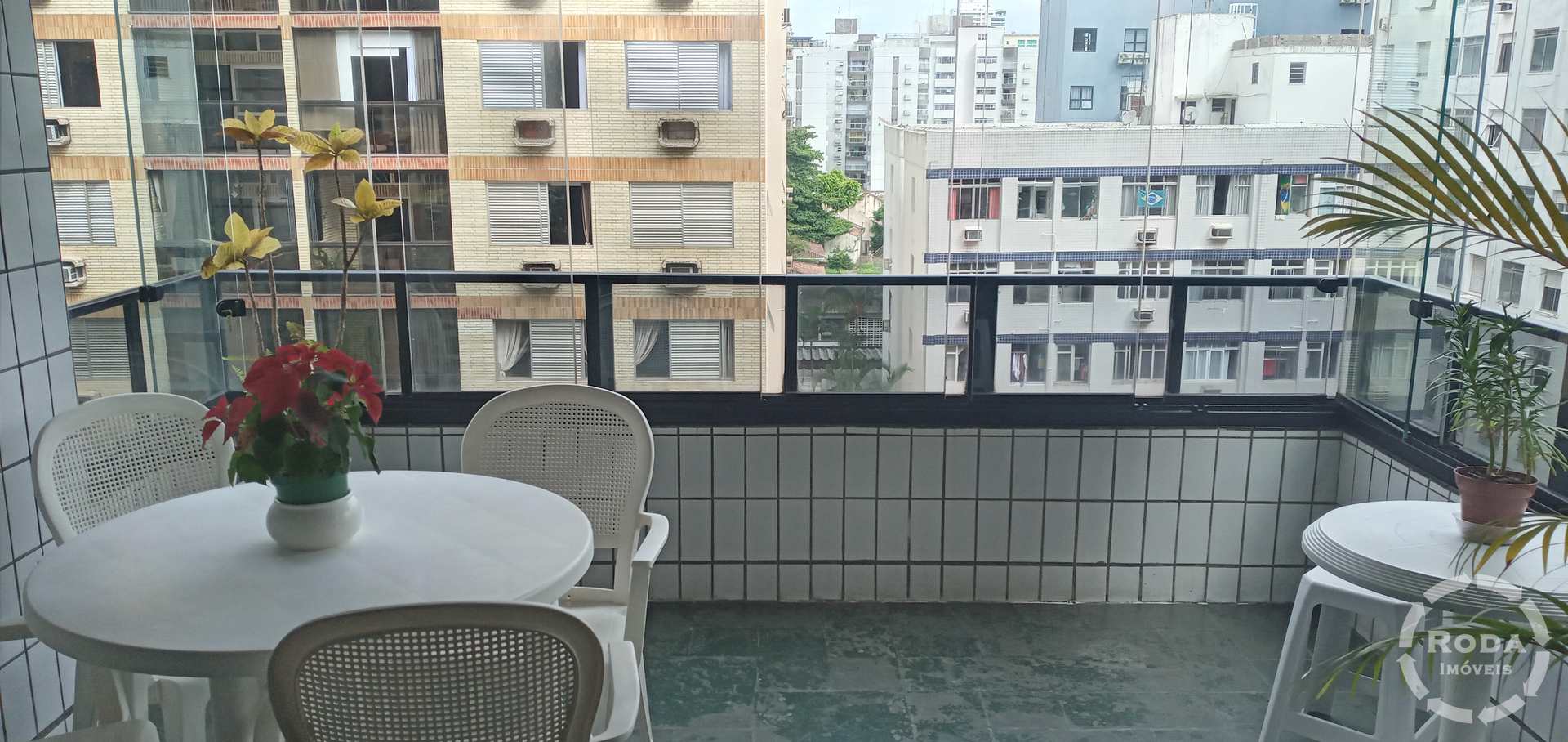 Apartamento à venda com 3 quartos, 135m² - Foto 3