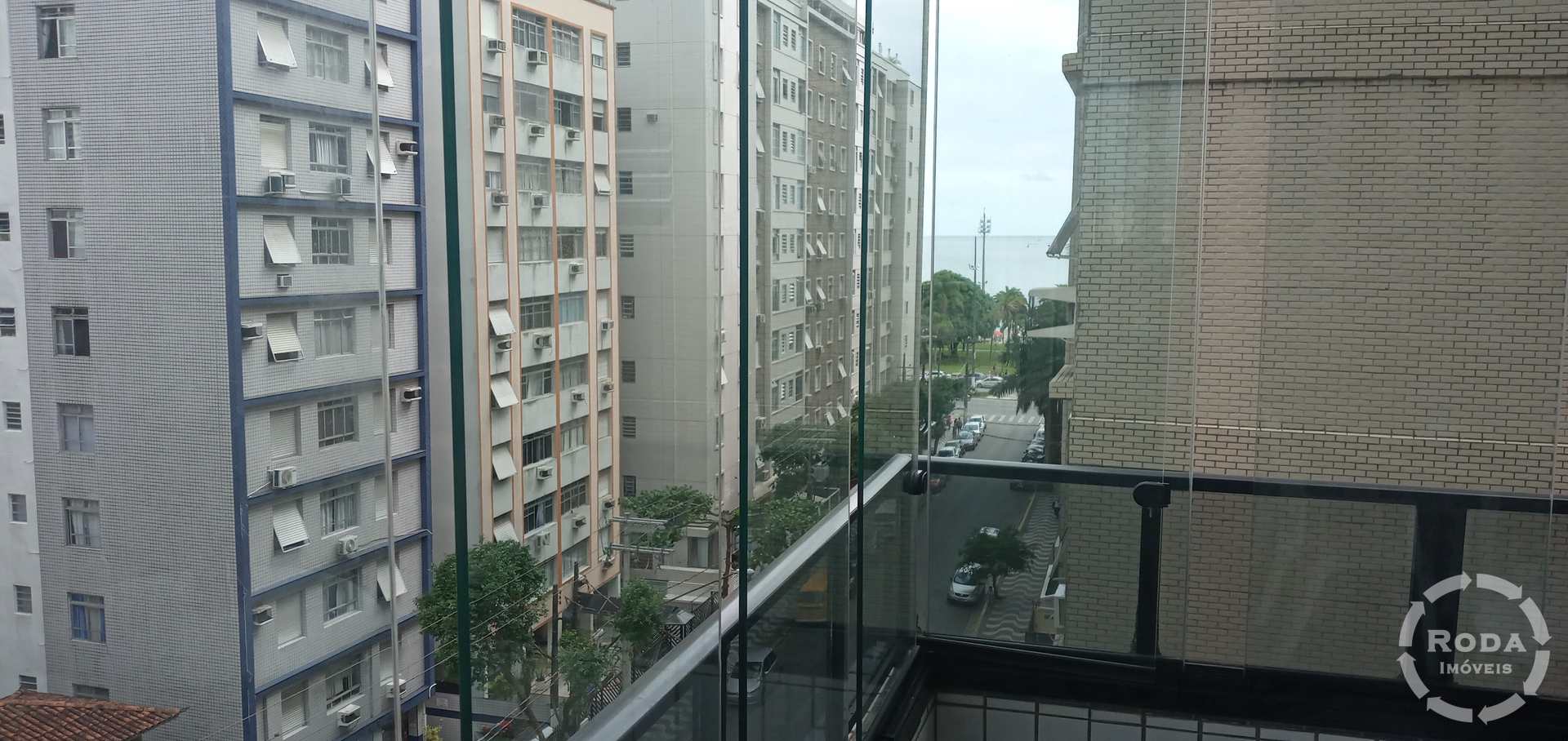 Apartamento à venda com 3 quartos, 135m² - Foto 2