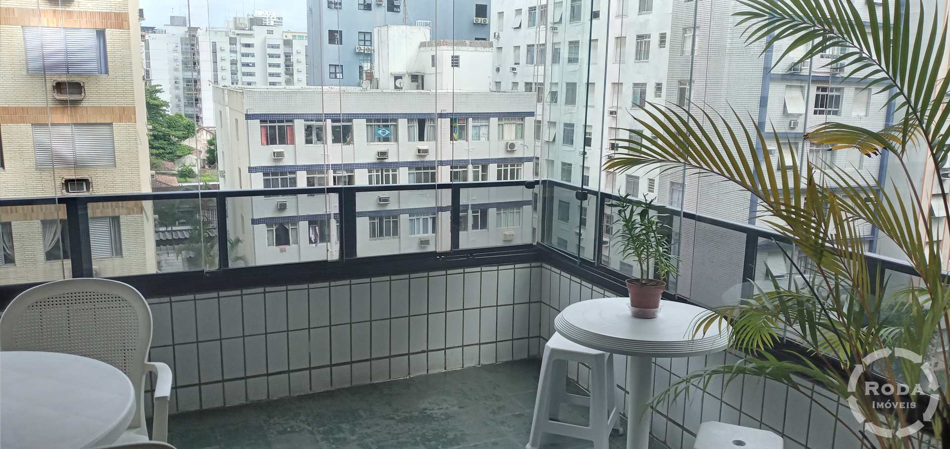 Apartamento à venda com 3 quartos, 135m² - Foto 1