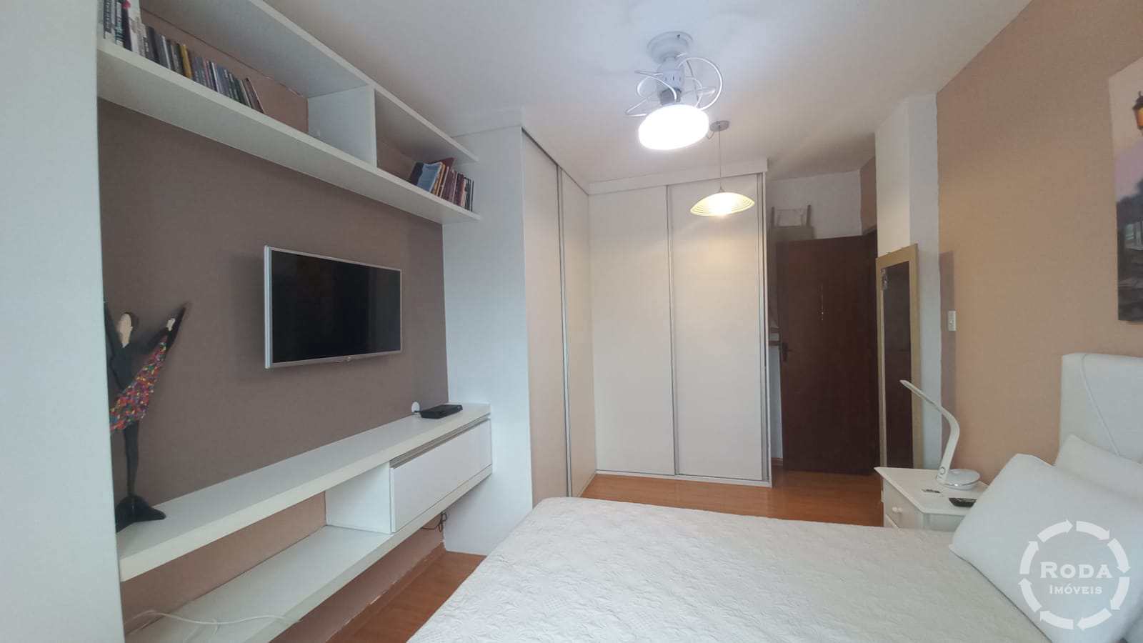 Apartamento à venda com 2 quartos, 118m² - Foto 13