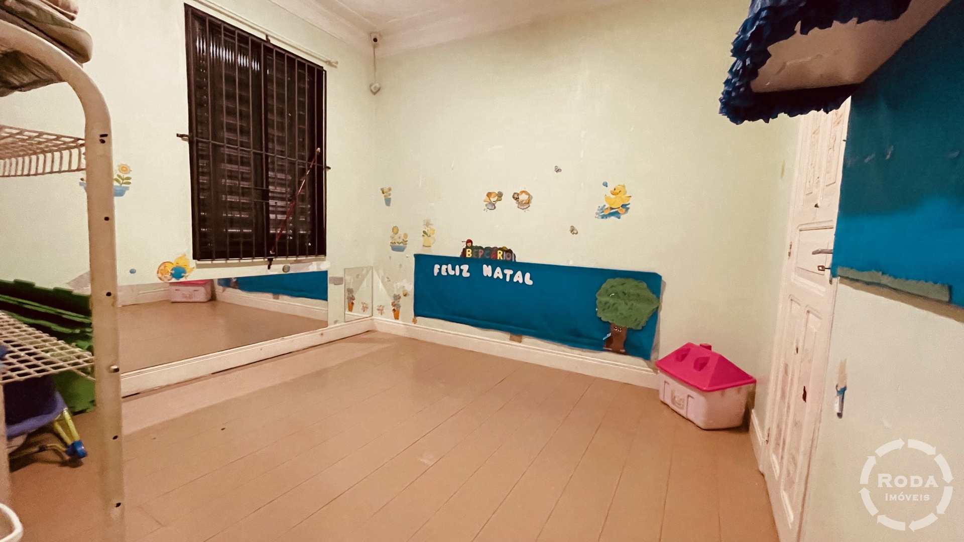 Sobrado à venda com 4 quartos, 220m² - Foto 4