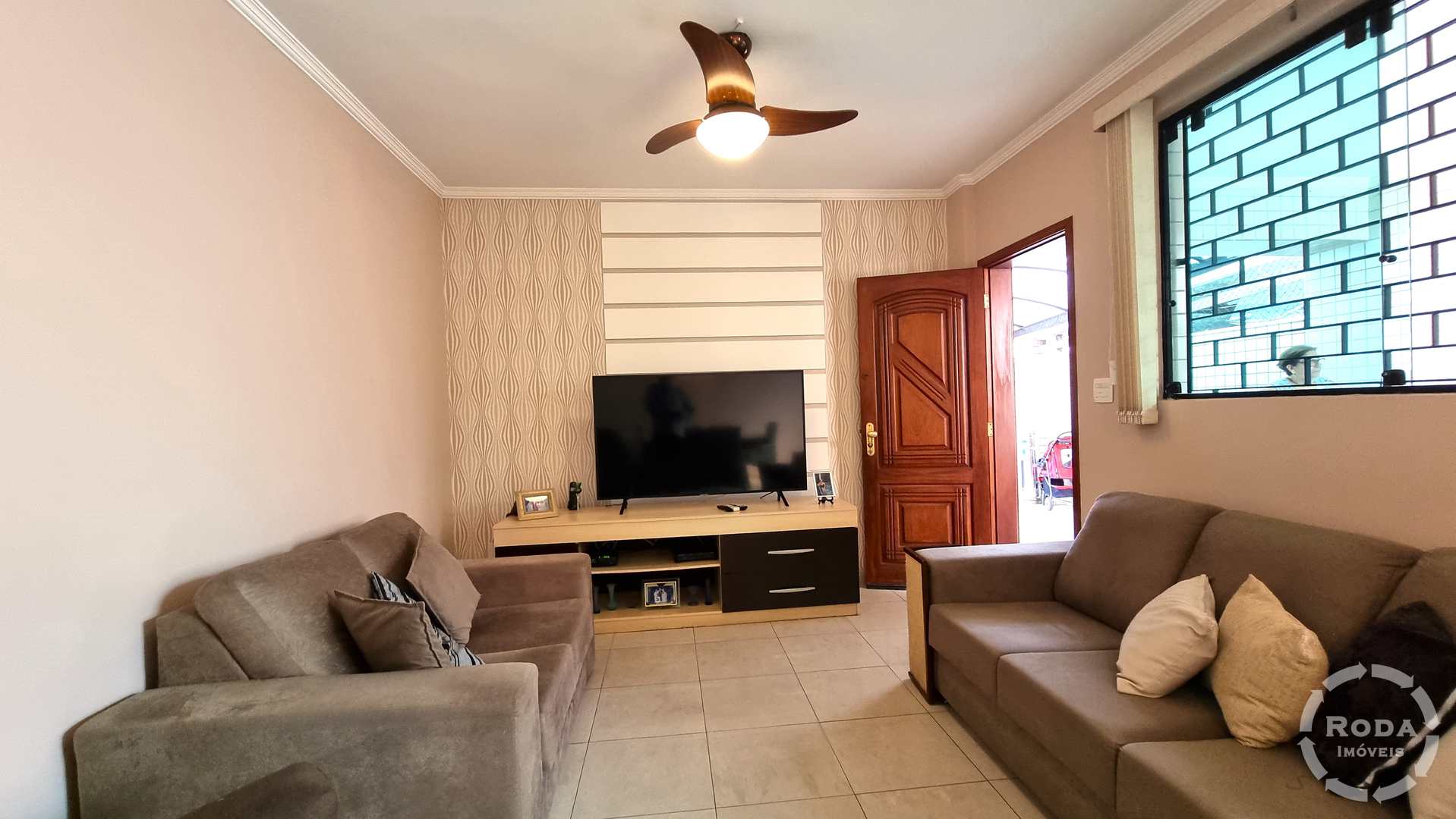 Casa à venda com 3 quartos, 141m² - Foto 9