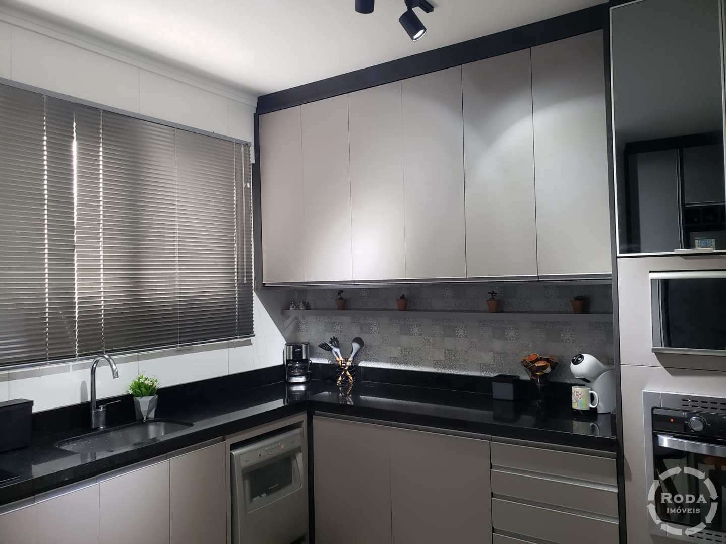 Apartamento à venda com 2 quartos, 92m² - Foto 19