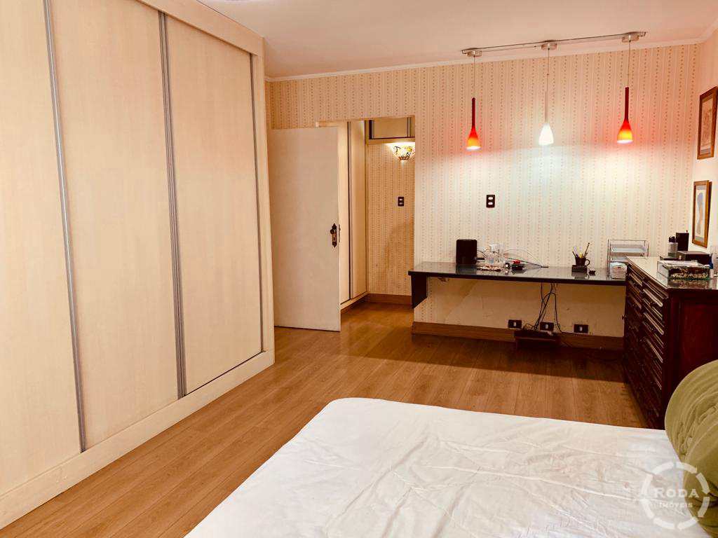 Apartamento à venda com 4 quartos, 223m² - Foto 25