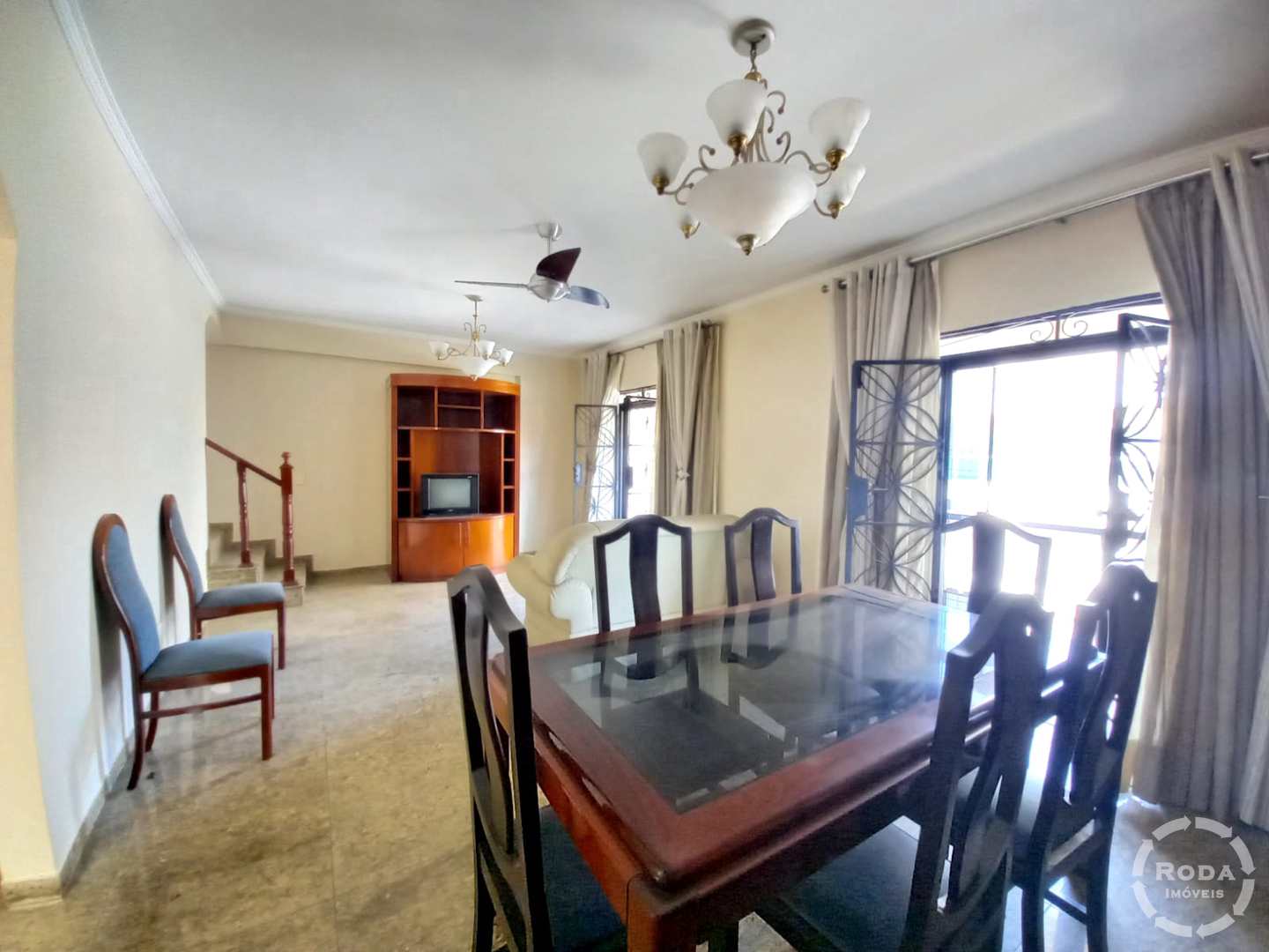 Casa à venda com 3 quartos, 215m² - Foto 7