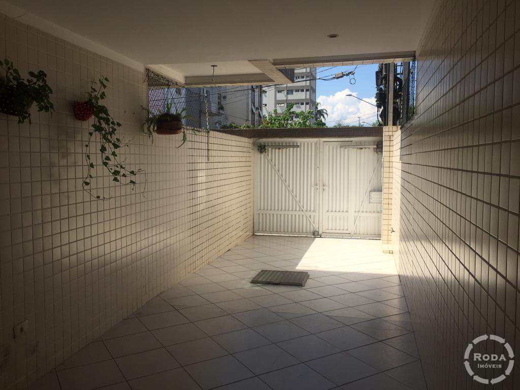 Casa à venda com 3 quartos, 167m² - Foto 1