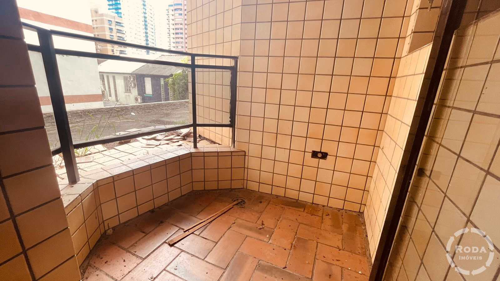 Apartamento à venda com 1 quarto, 50m² - Foto 2