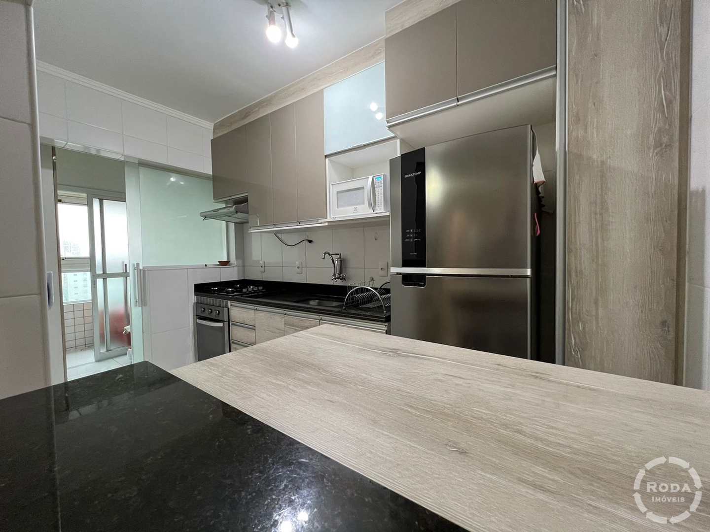 Apartamento à venda com 2 quartos, 70m² - Foto 12