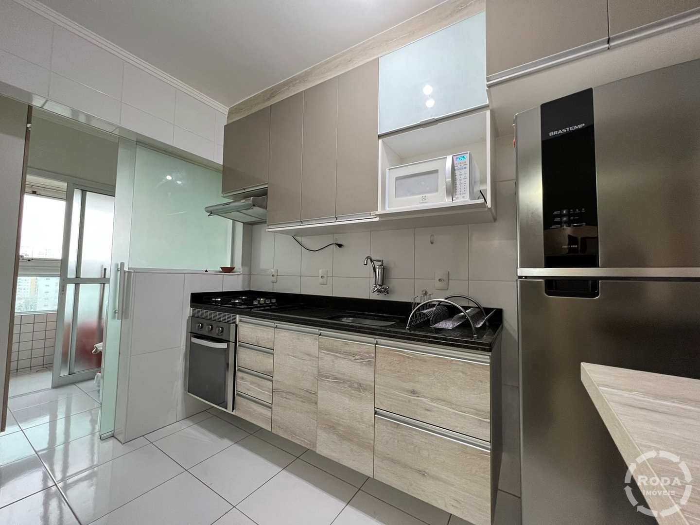 Apartamento à venda com 2 quartos, 70m² - Foto 13