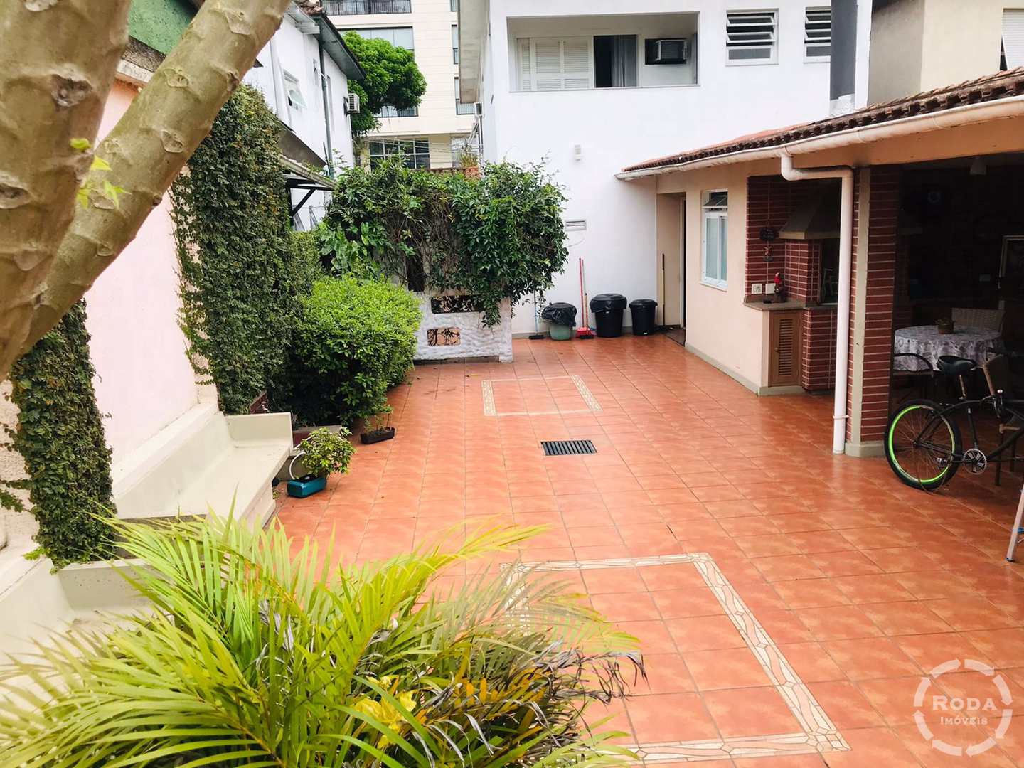 Sobrado à venda com 3 quartos, 300m² - Foto 9