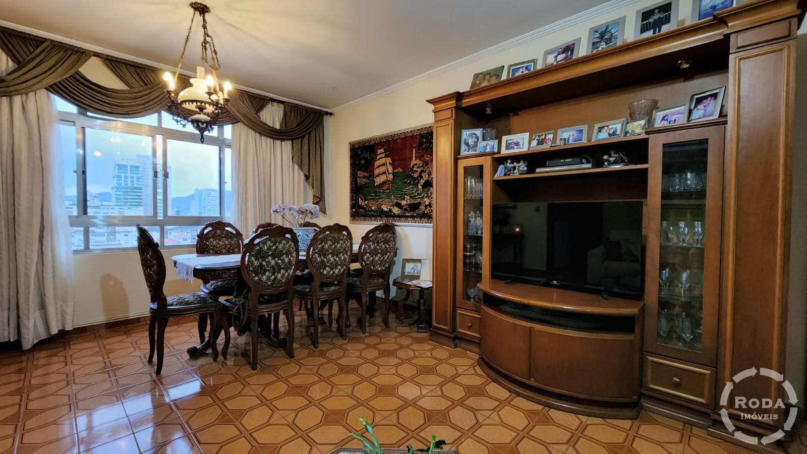 Apartamento à venda com 2 quartos, 95m² - Foto 2