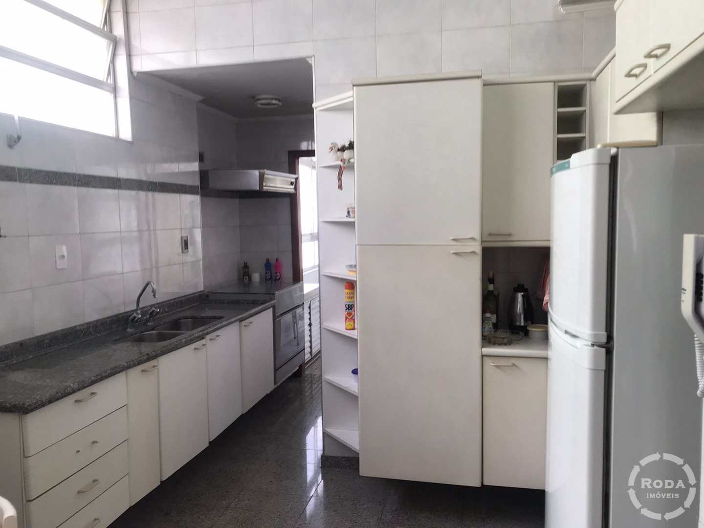 Apartamento à venda com 3 quartos, 207m² - Foto 35