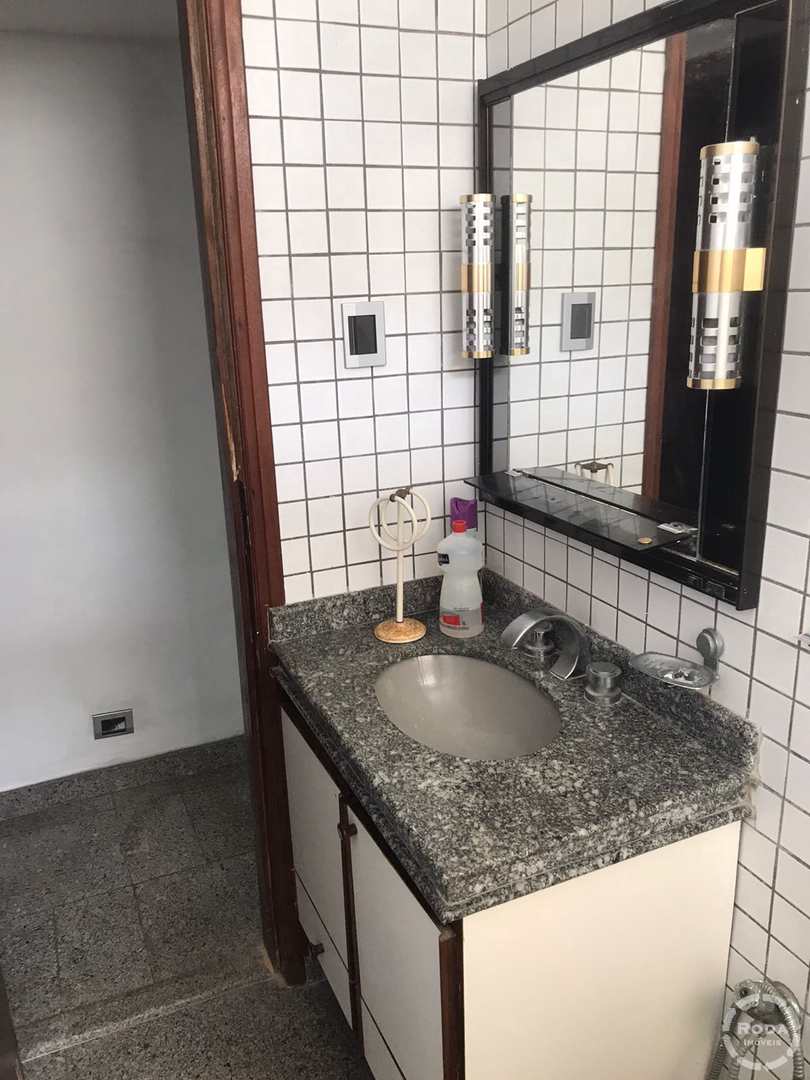 Apartamento à venda com 3 quartos, 207m² - Foto 21