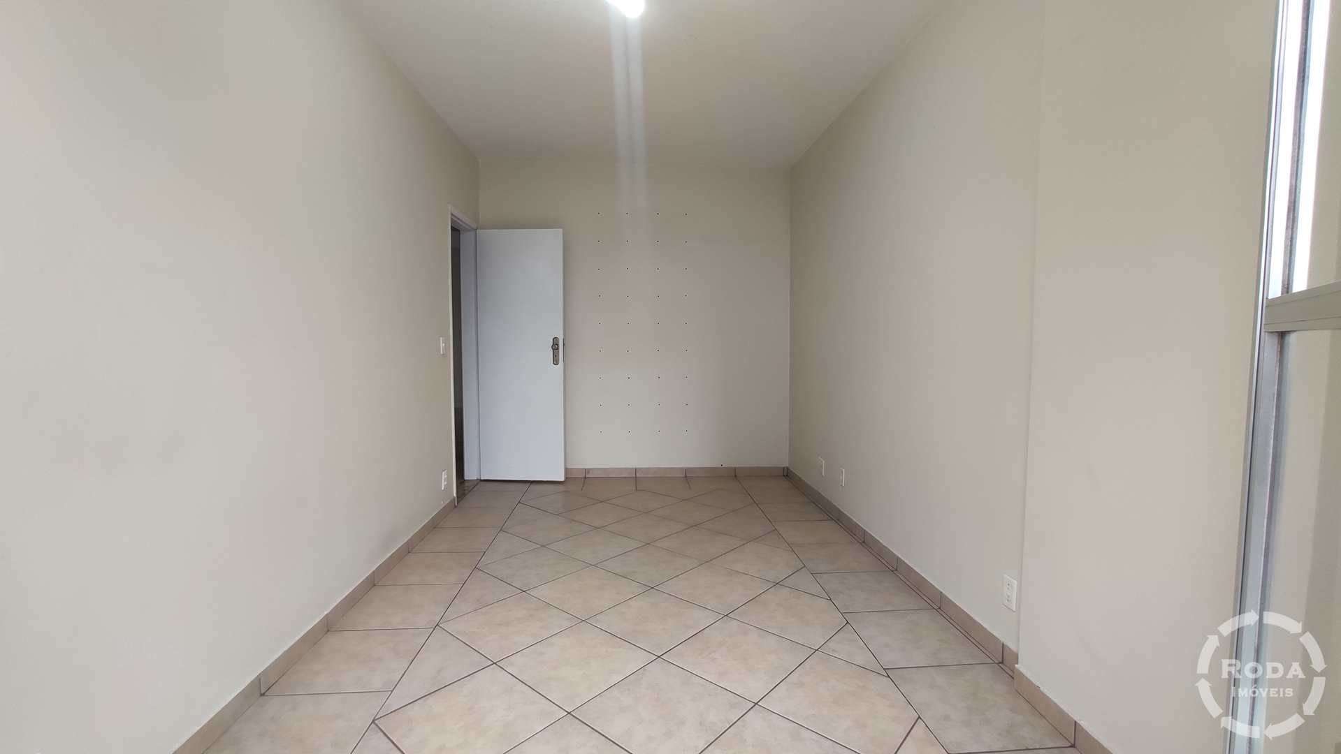 Apartamento à venda com 2 quartos, 100m² - Foto 9