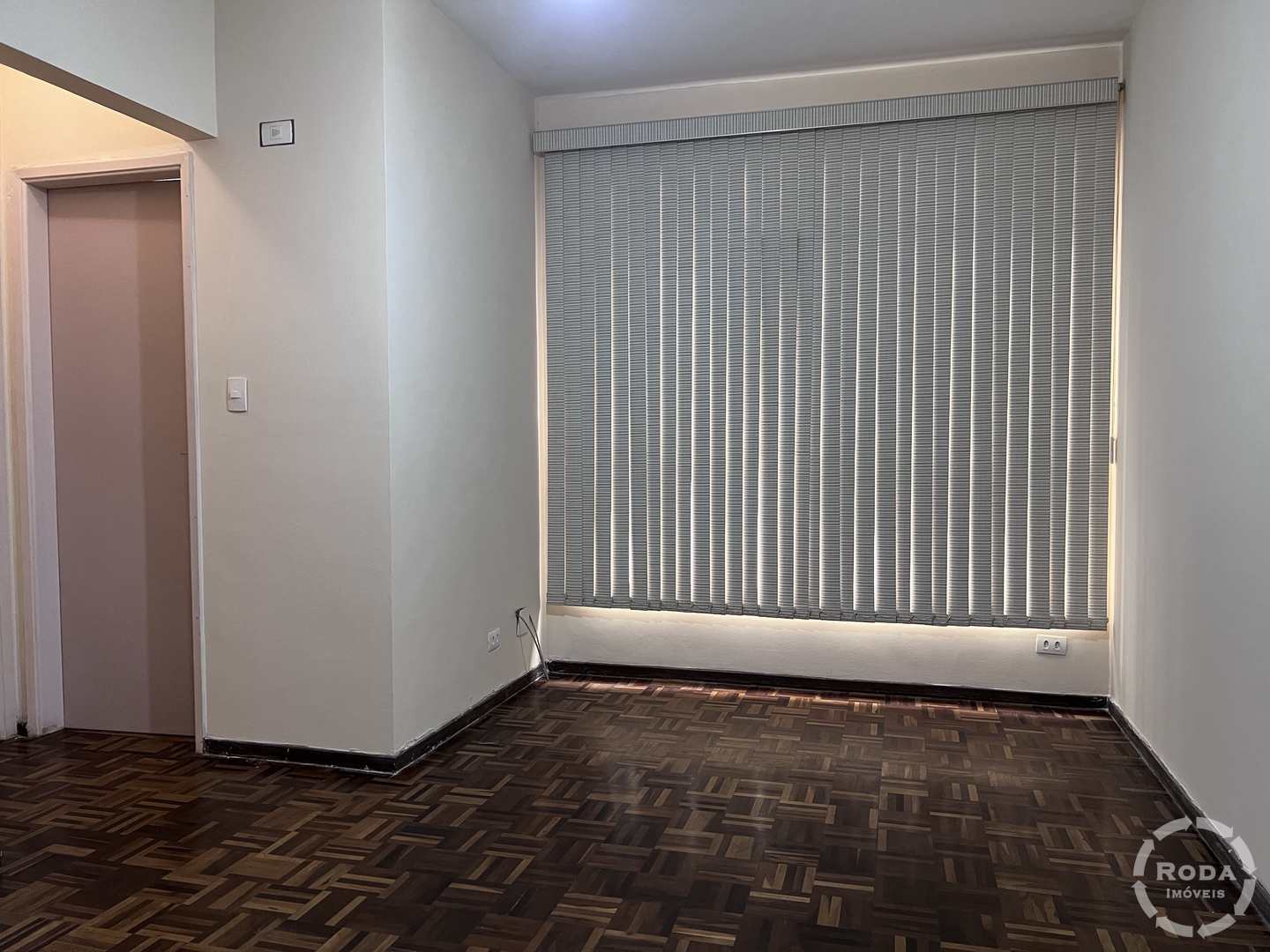 Apartamento à venda com 1 quarto, 60m² - Foto 2