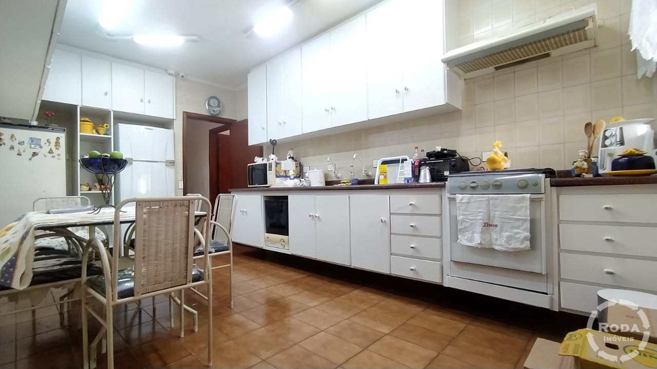 Apartamento à venda com 4 quartos, 174m² - Foto 9