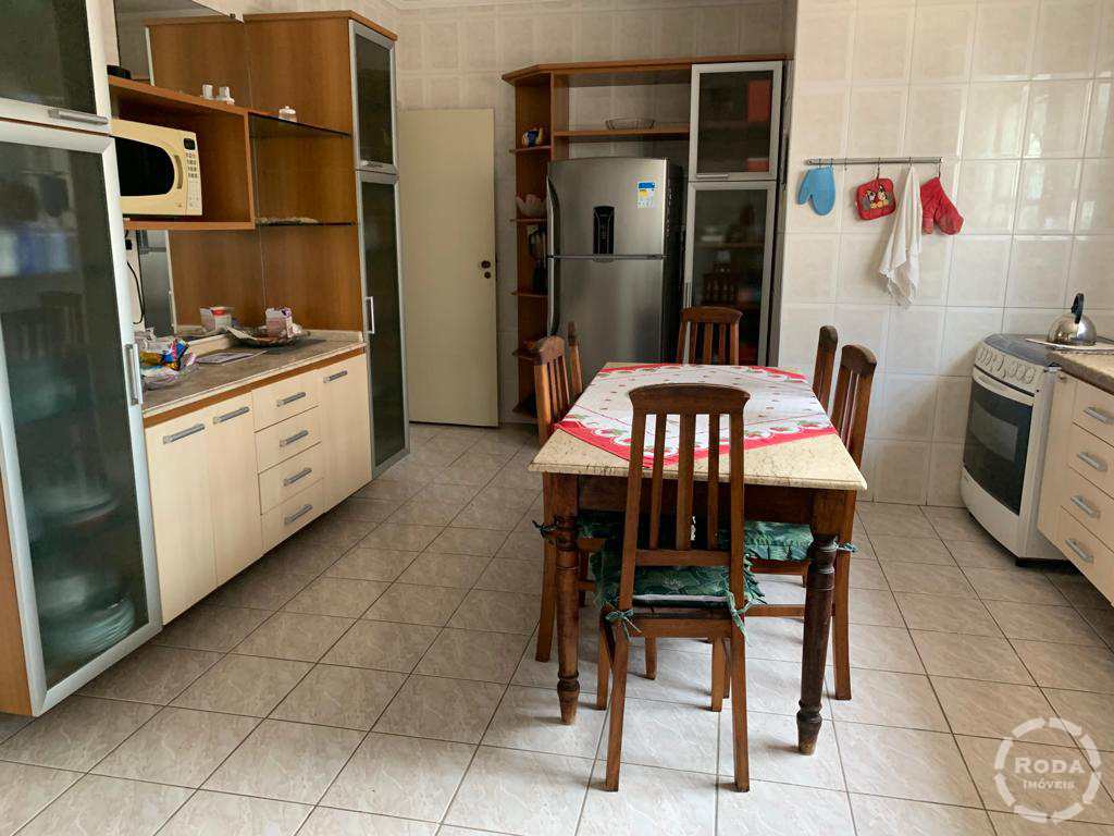 Apartamento à venda com 3 quartos, 176m² - Foto 8