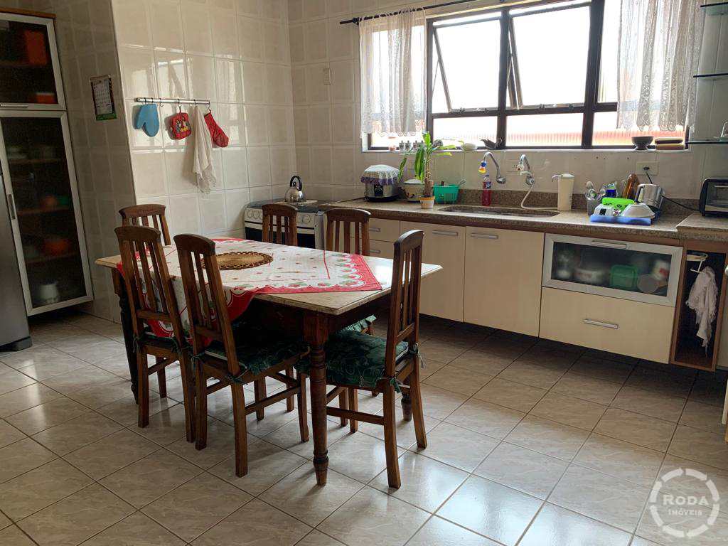 Apartamento à venda com 3 quartos, 176m² - Foto 7