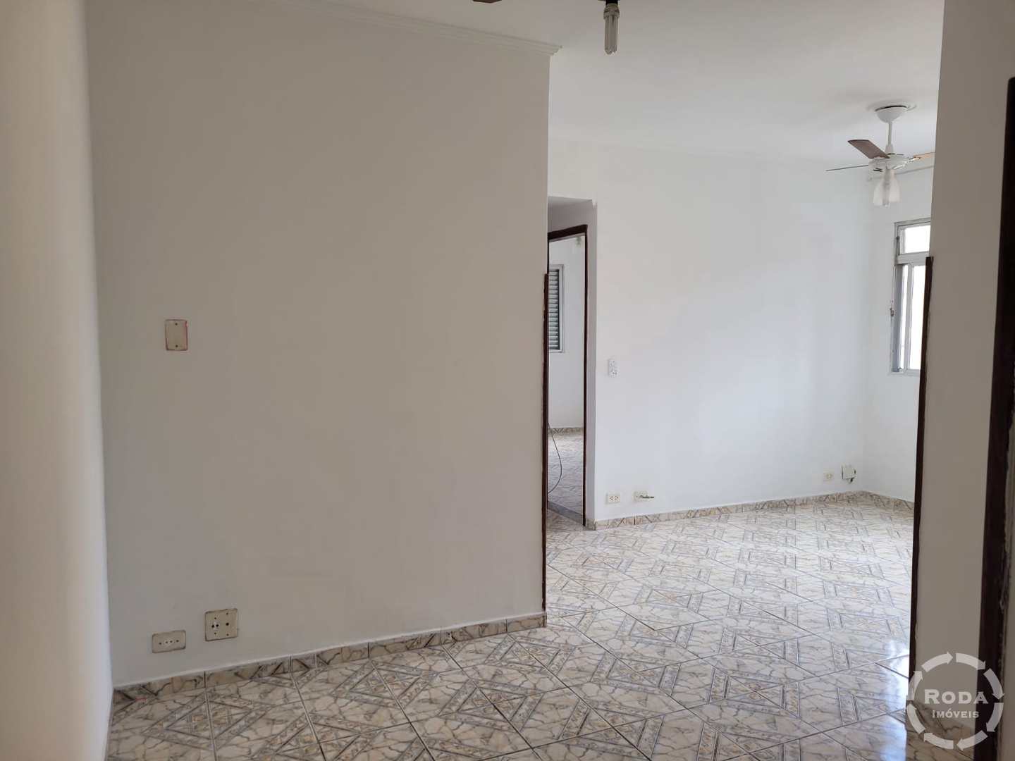 Apartamento à venda com 2 quartos, 50m² - Foto 3