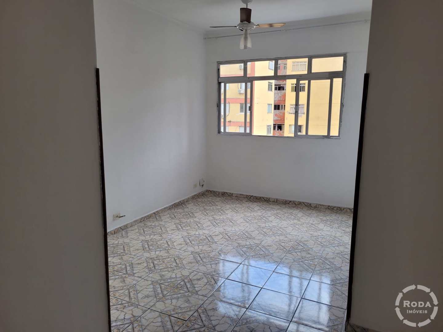 Apartamento à venda com 2 quartos, 50m² - Foto 4