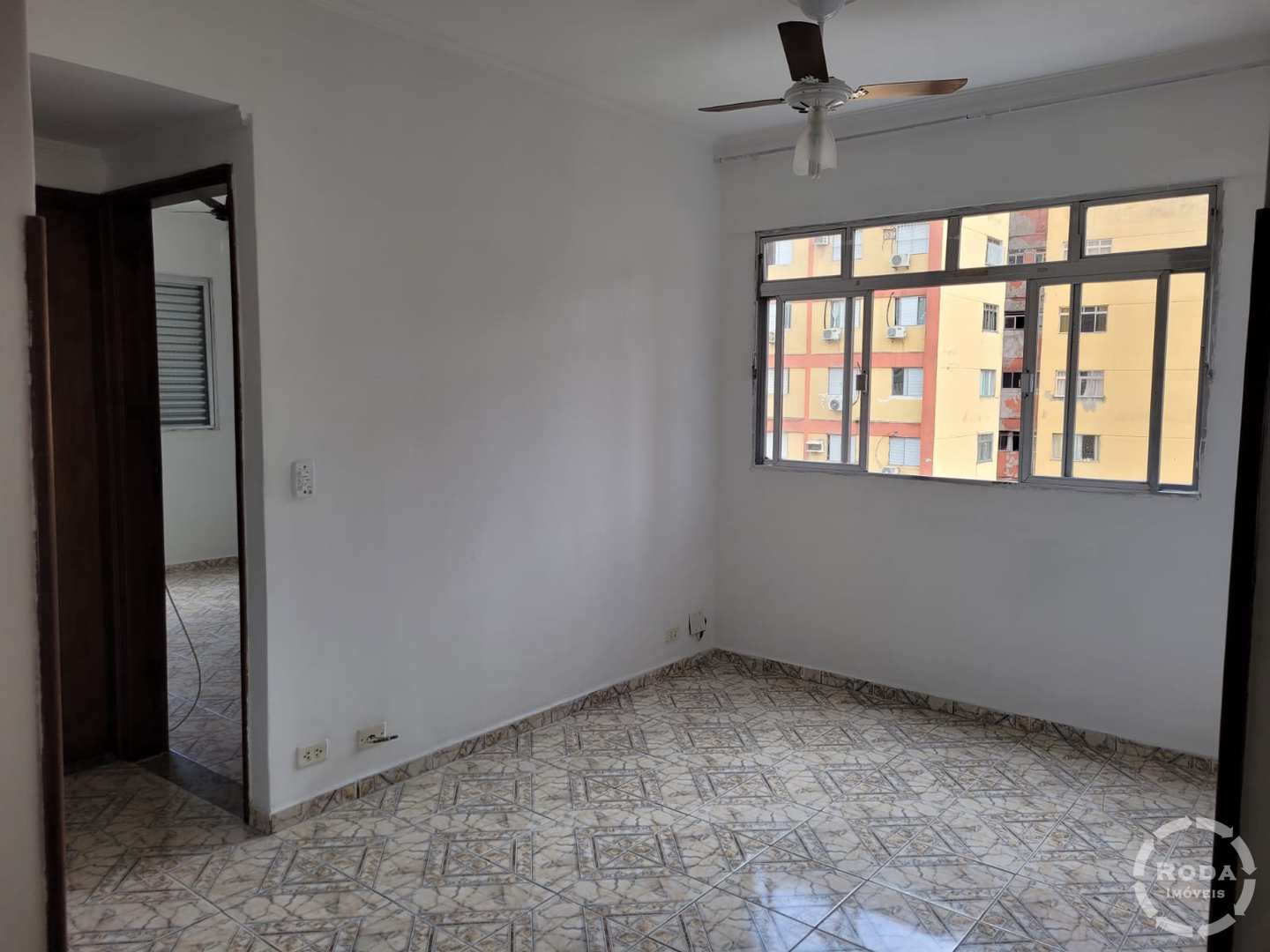 Apartamento à venda com 2 quartos, 50m² - Foto 1