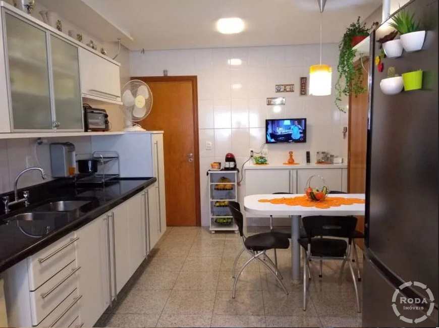 Apartamento à venda com 3 quartos, 200m² - Foto 15