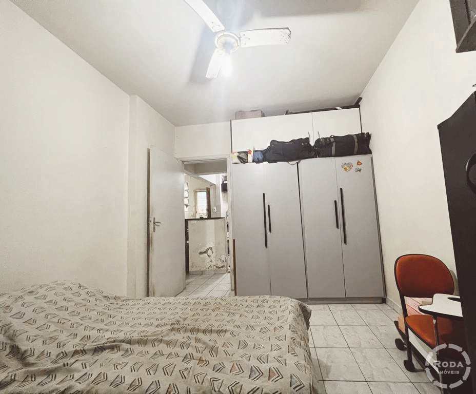 Apartamento à venda com 2 quartos, 64m² - Foto 3