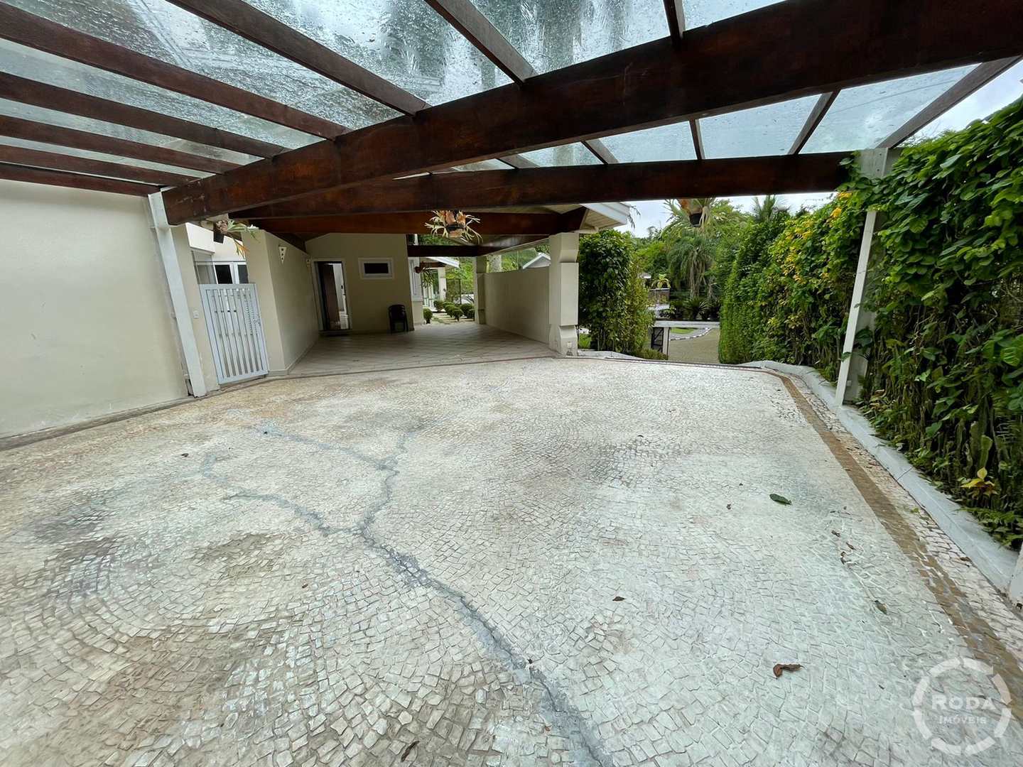 Casa à venda com 4 quartos, 1100m² - Foto 56