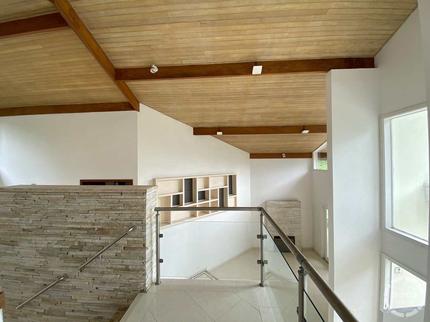 Casa à venda com 4 quartos, 1100m² - Foto 100