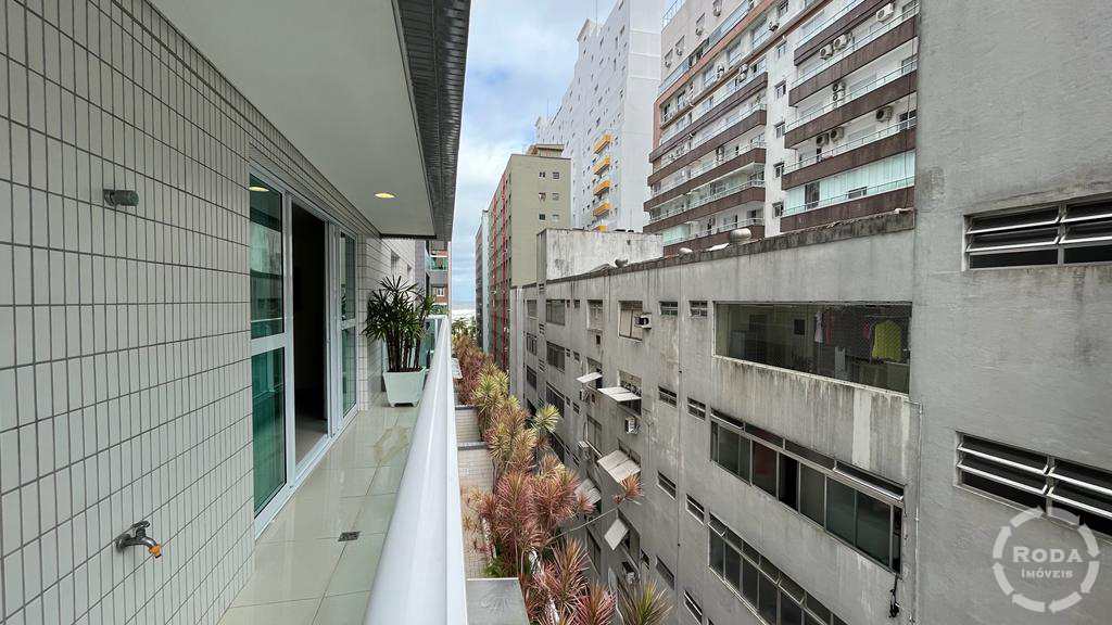 Apartamento à venda com 3 quartos, 153m² - Foto 6