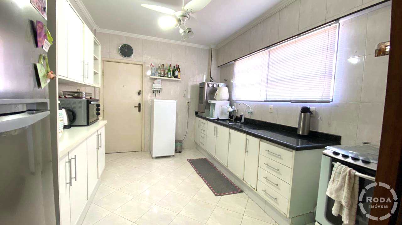 Apartamento à venda com 3 quartos, 190m² - Foto 26