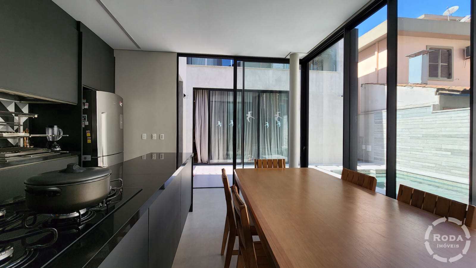 Casa à venda com 4 quartos, 376m² - Foto 18