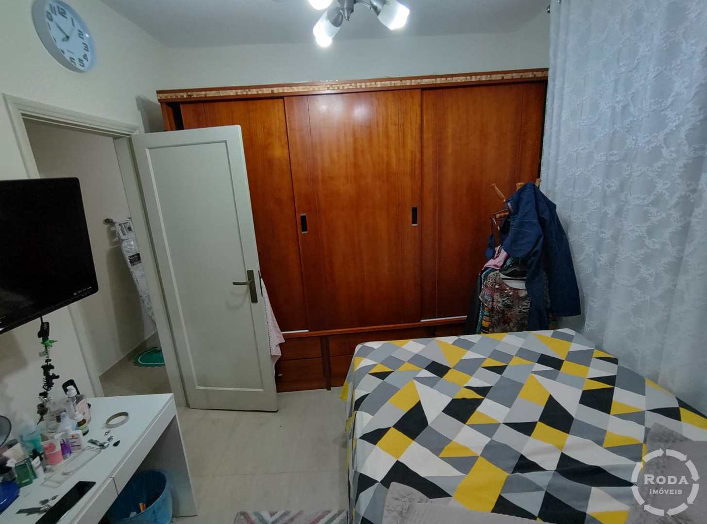 Apartamento para alugar com 2 quartos, 75m² - Foto 2