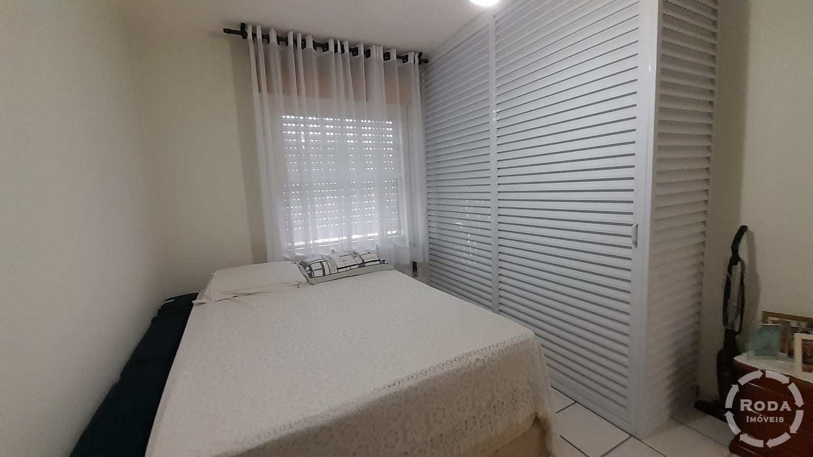 Apartamento à venda com 2 quartos, 77m² - Foto 9