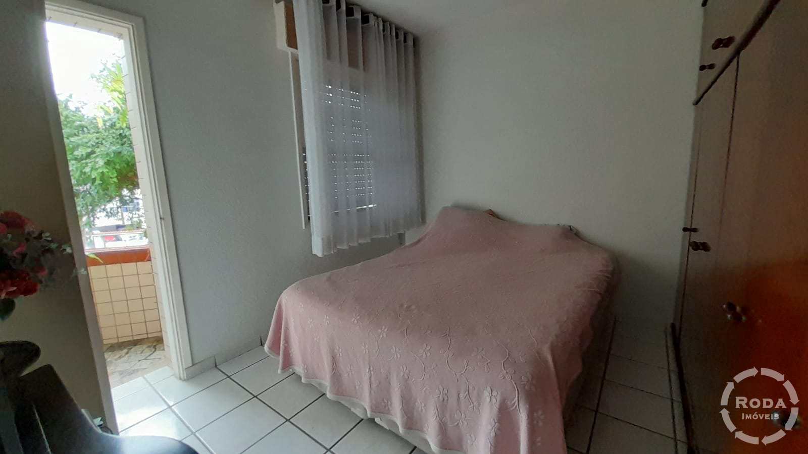 Apartamento à venda com 2 quartos, 77m² - Foto 11