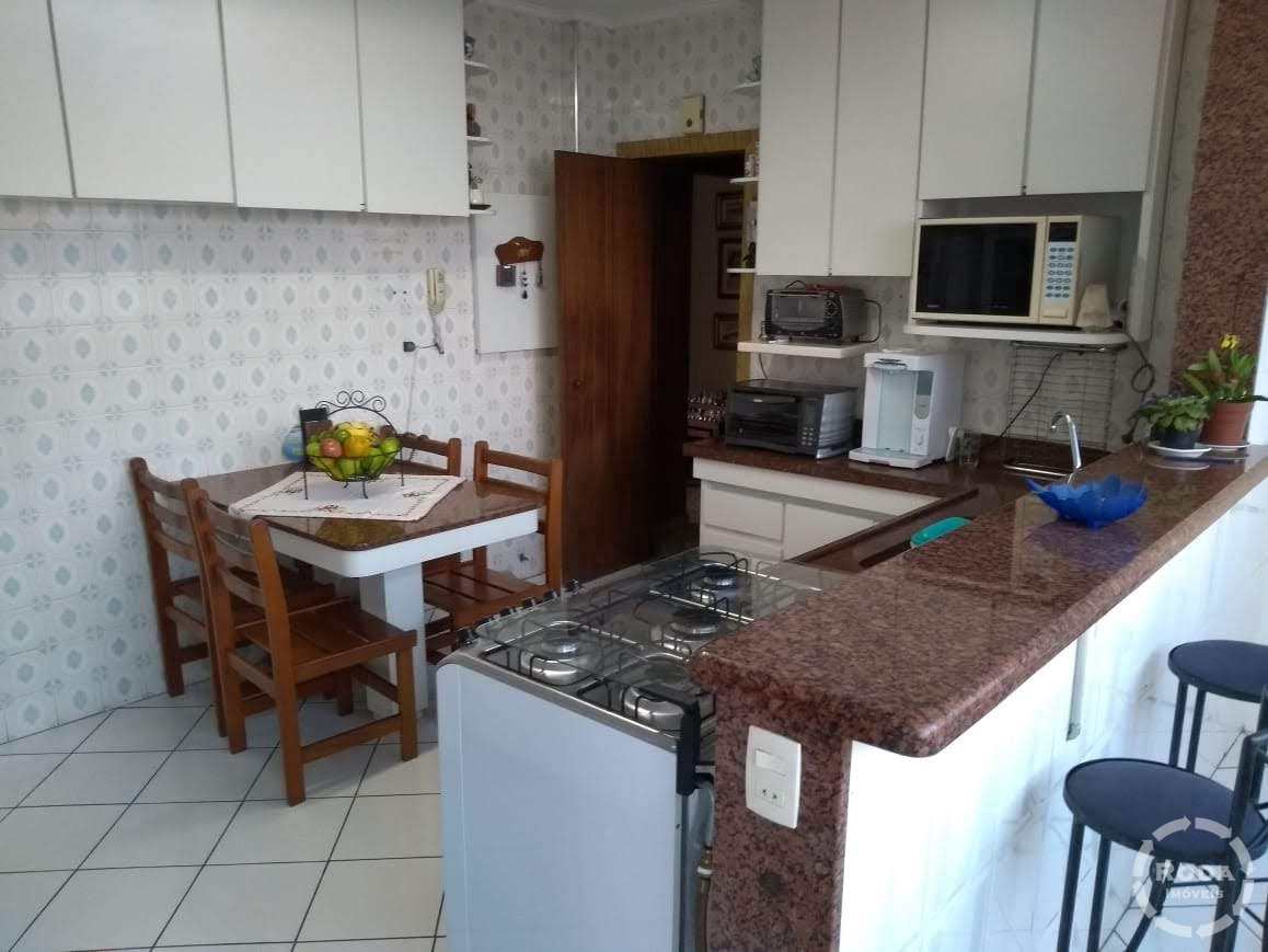 Apartamento à venda com 3 quartos, 167m² - Foto 9