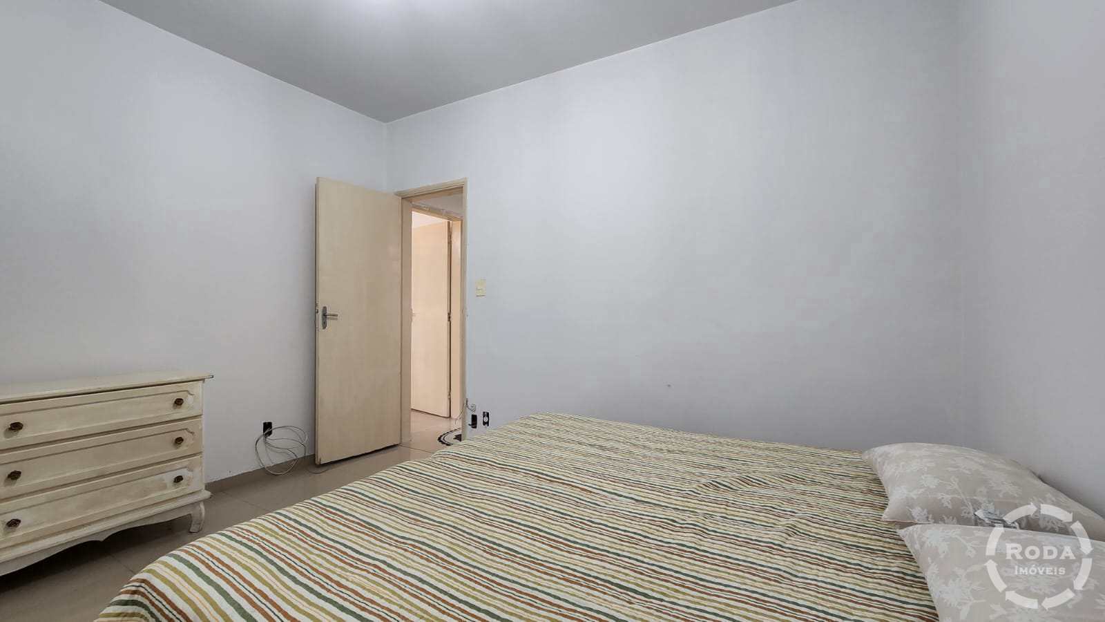 Apartamento à venda com 2 quartos, 100m² - Foto 6