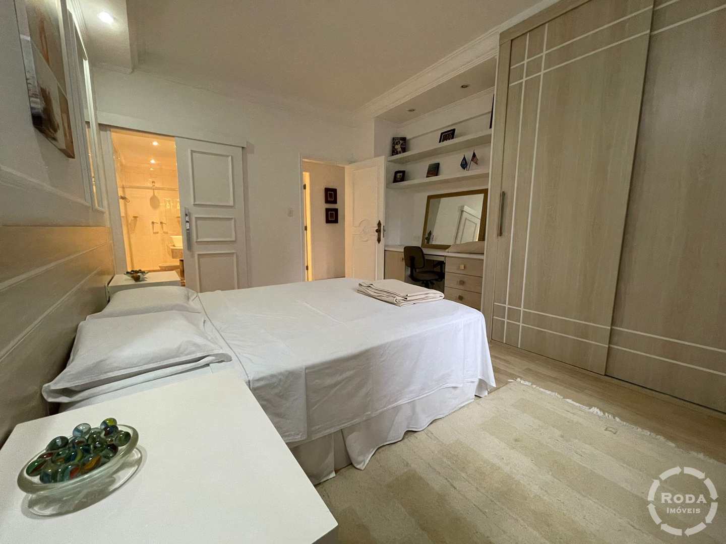 Apartamento à venda com 3 quartos, 210m² - Foto 16