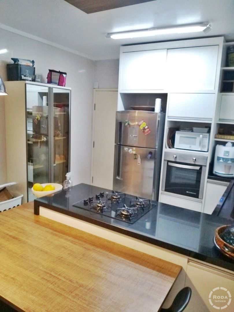 Apartamento à venda com 3 quartos, 216m² - Foto 6