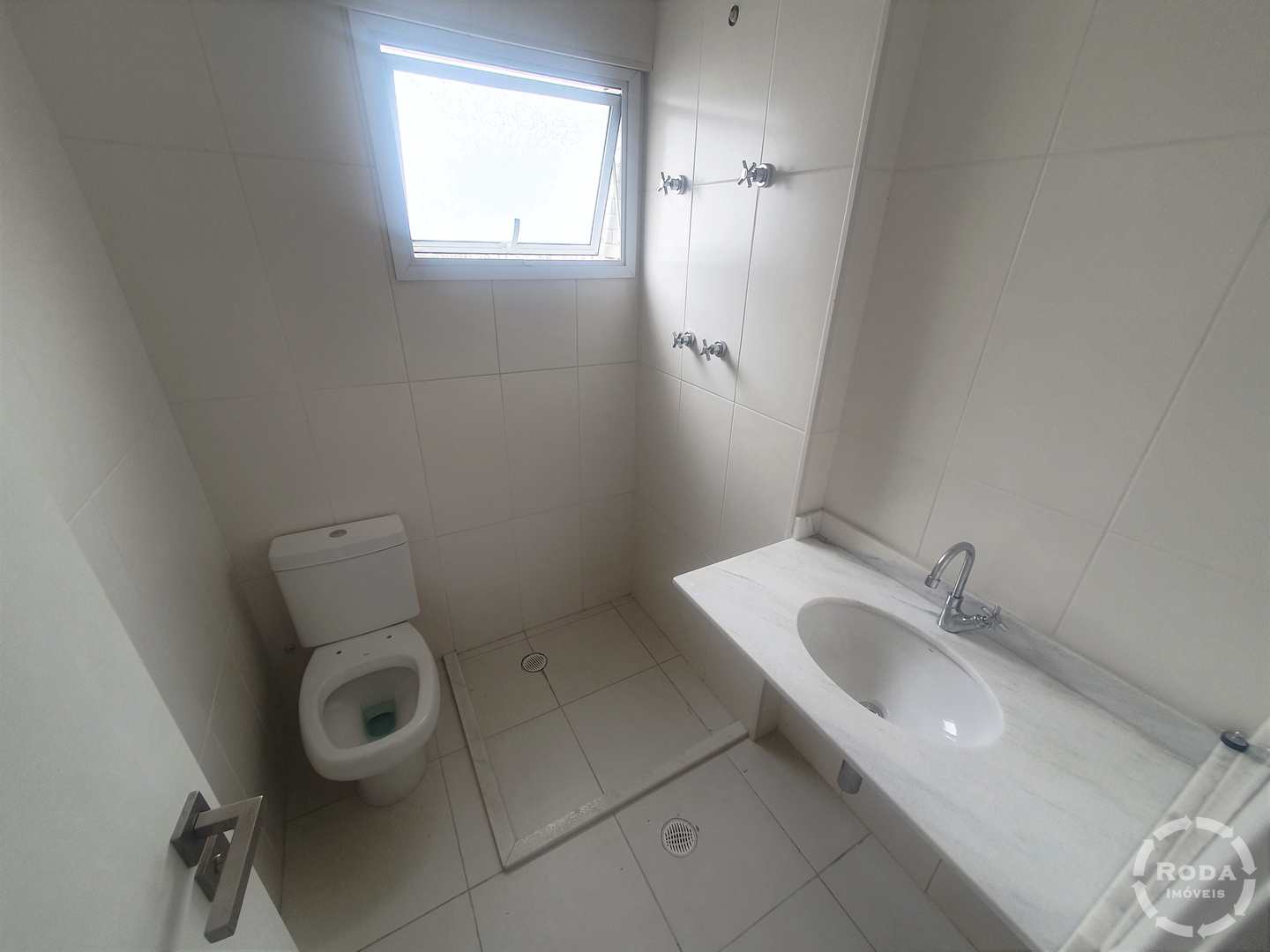 Apartamento à venda com 2 quartos, 84m² - Foto 11