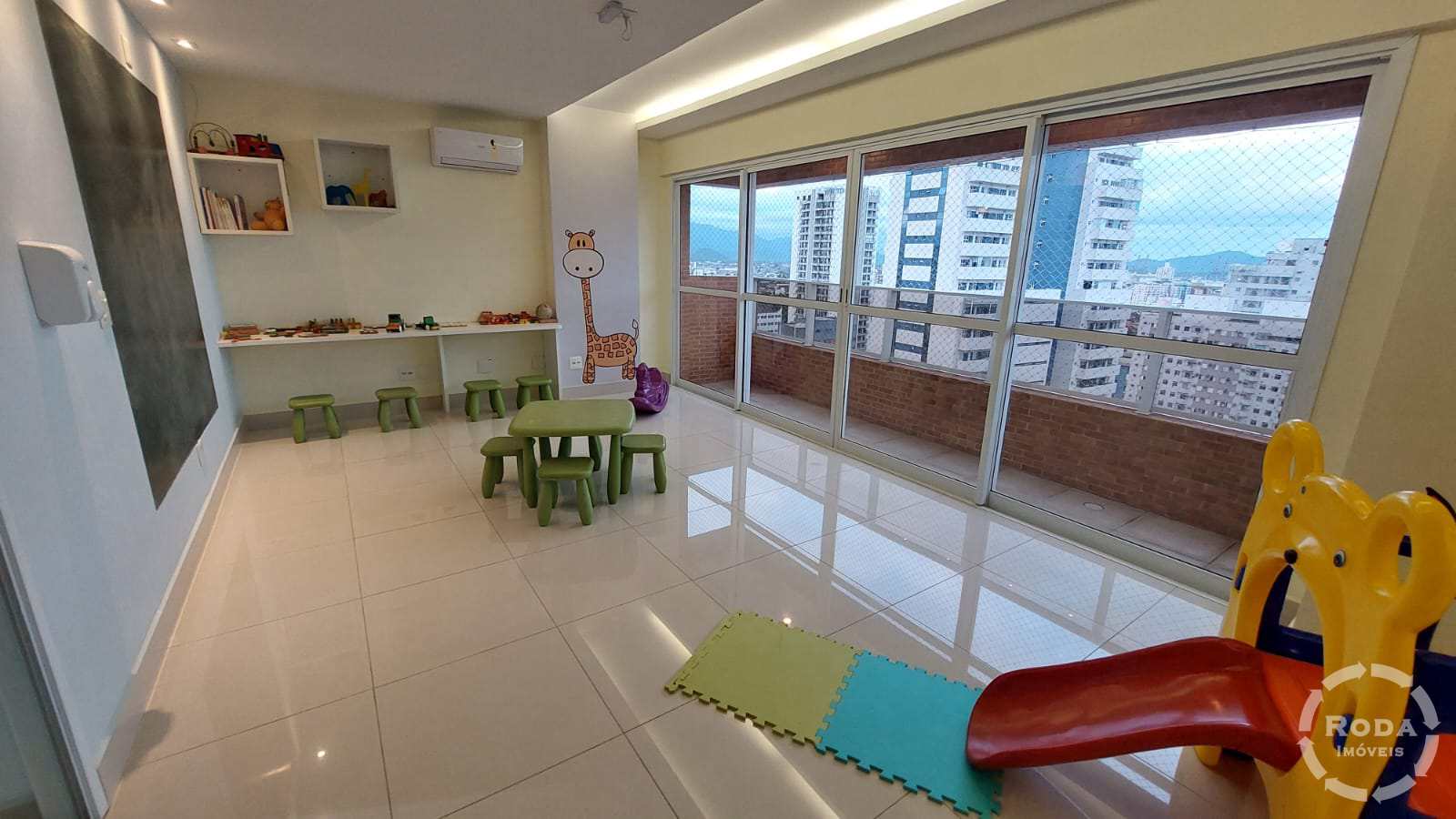 Apartamento à venda com 2 quartos, 84m² - Foto 35